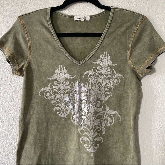 One World Fitted Shirt Women’s Large Green Washed Faded Y2K Grunge 2000s V Neck - Picture 3 of 13